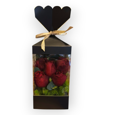 Kutuda 5 Kırmızı Gül